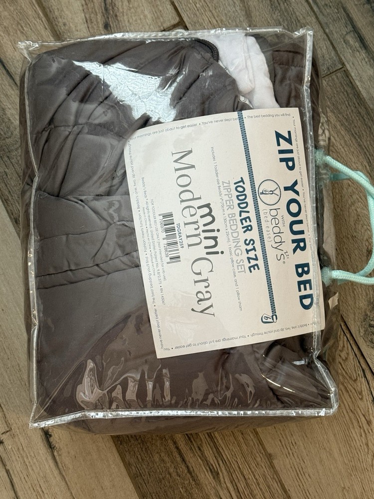 Beddy’s Modern Gray Toddler (Minky) NEW