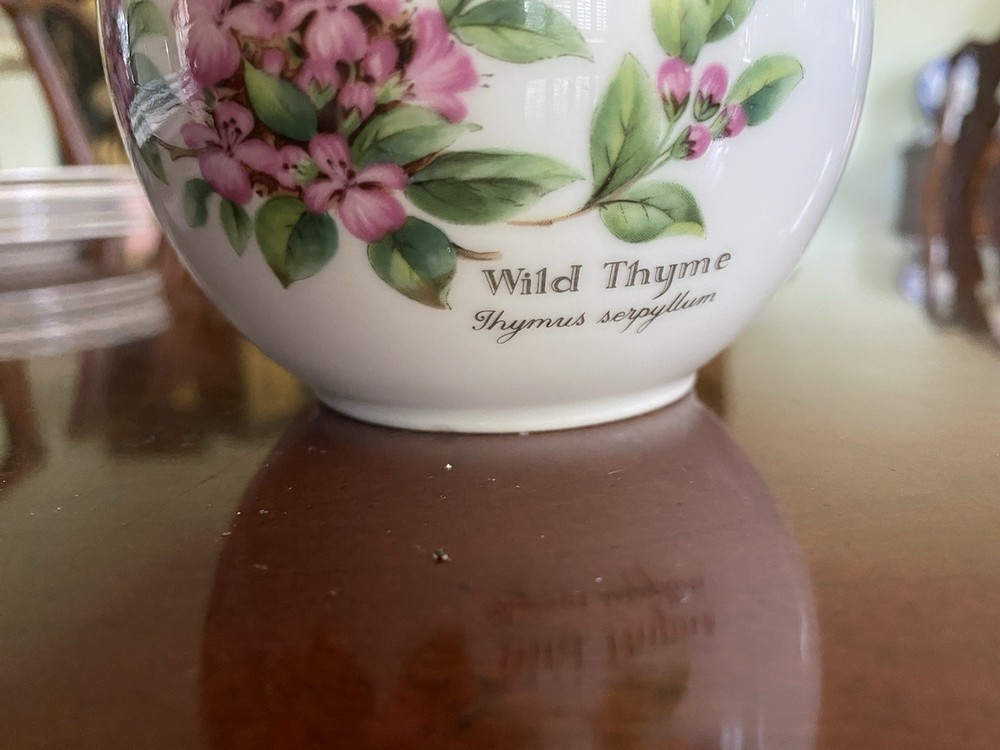 Royal Worcestershire Herbs Covered Sugar Bowl