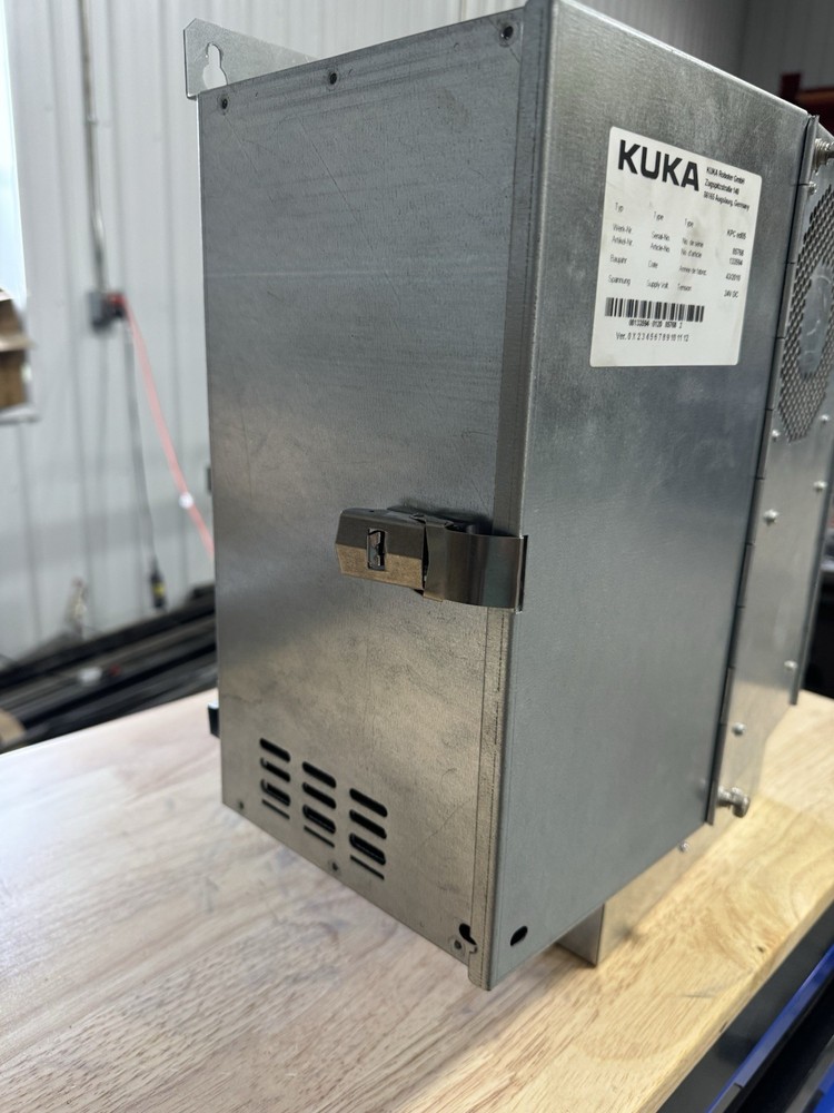 KUKA ROBOT CONTROLLER CPU - KPC ed05 - 133594 - 24V DC - Version 1