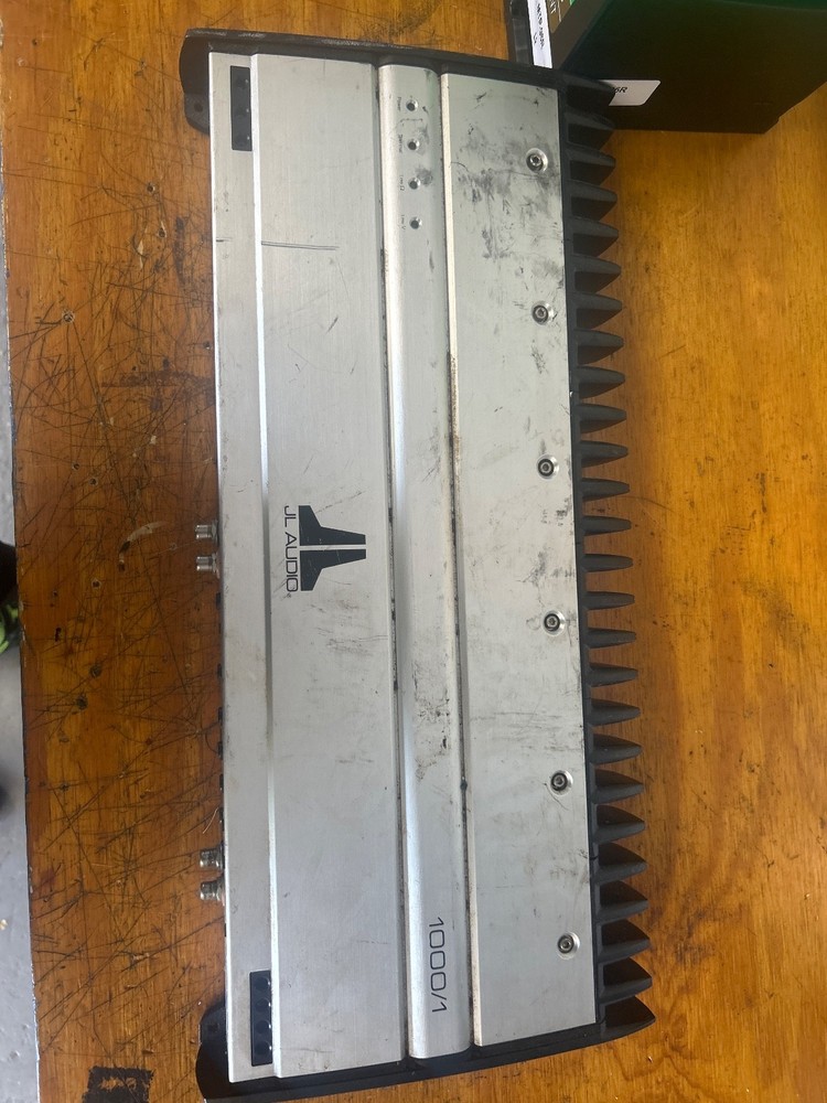 jl audio 1000/1 slash v1