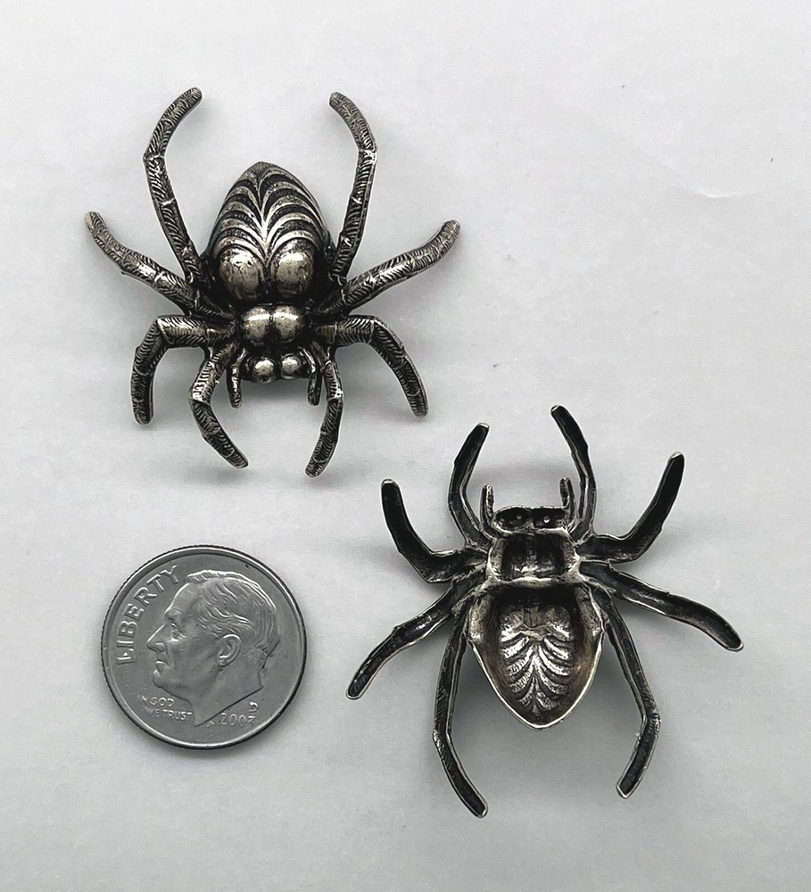 #4133 SMALL ANTIQUED GOLD SPIDER COMPONENT - 1 Pc