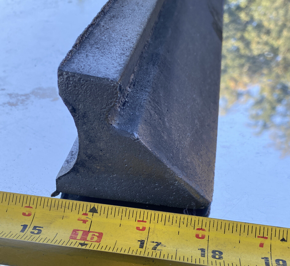 Machined 18" Iron Straight Edge/Prism/Parallel/Level. Featherweight