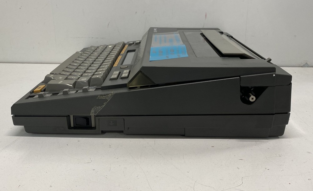 Canon Electronic Typewriter S-16S