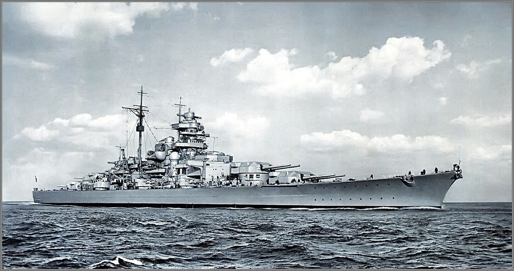 Giant 1/144 Scale German Battleship Bismark Plans and Templates