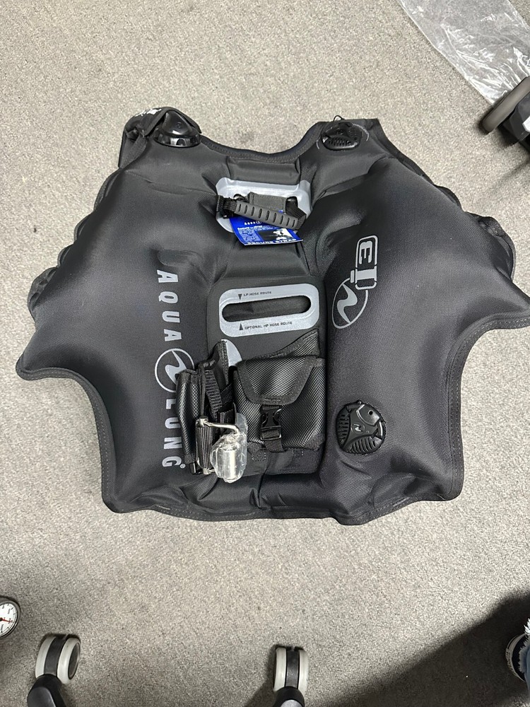 OPEN BOX/DISCONTINUED - Dimension i3 BCD, Black, Small