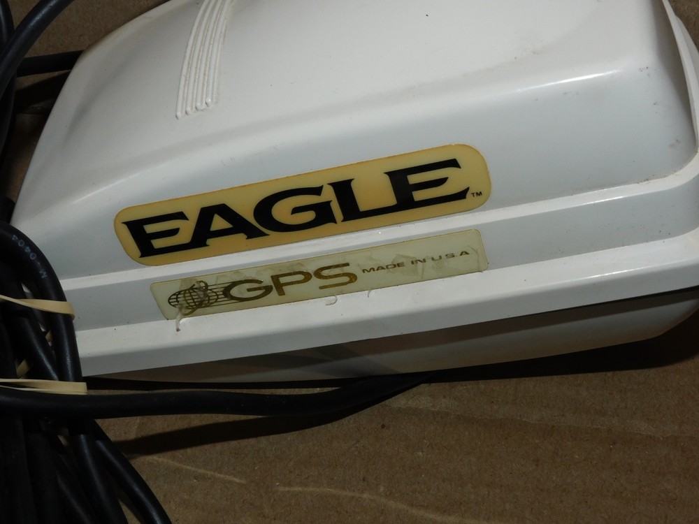 Eagle AccuNav II GPS Chartplotter with Antenna