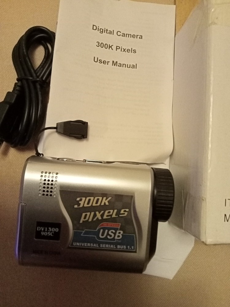 Digital Camera 300K Pixels