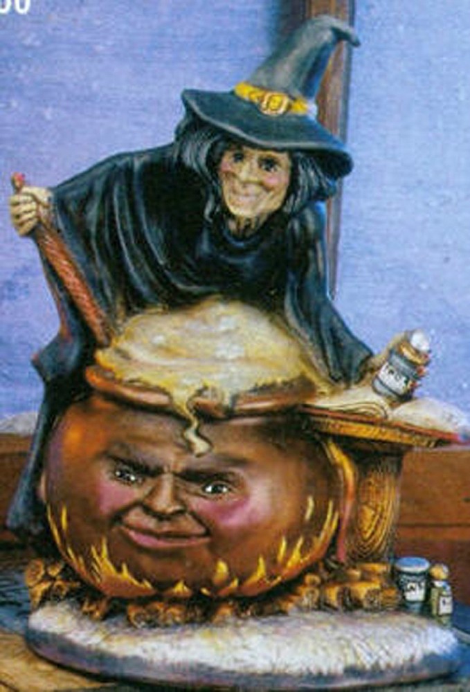 Ceramic Bisque ~~Ready to Paint~~~ Old Witch with Cauldron