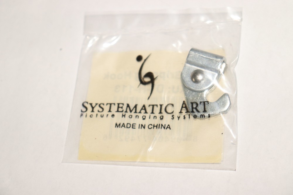 Systematic Art Museum Hook AK-HP-118