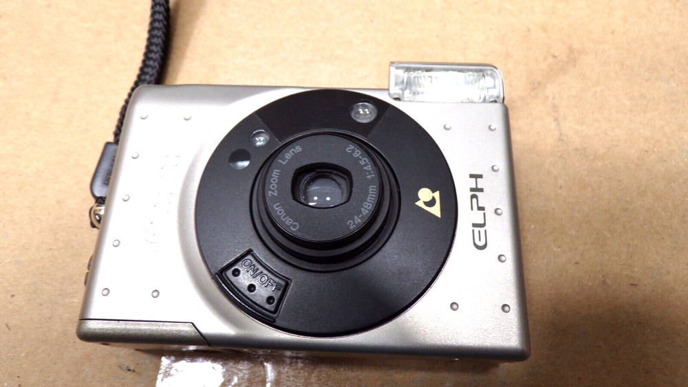 Canon ELPH Camera, Case,Strap- 24 to48mm