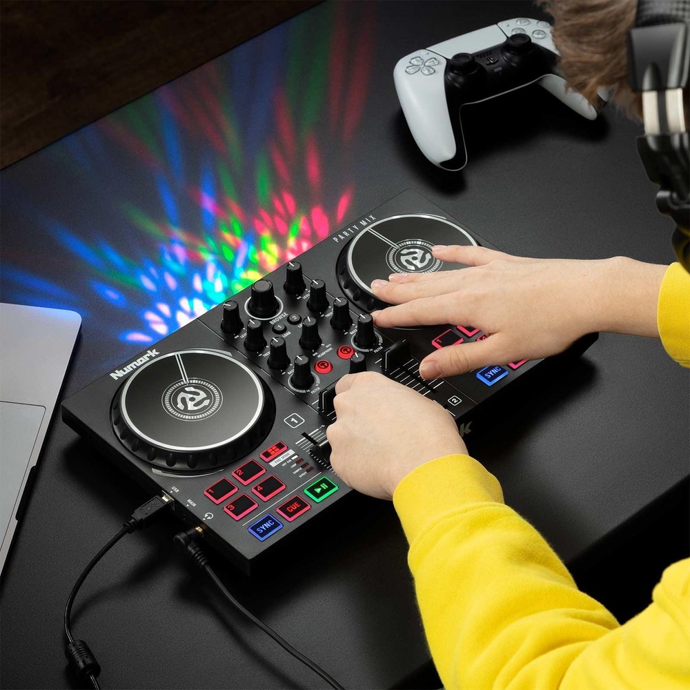 Numark Party Mix II DJ Controller for Serato LE Software + Microphone