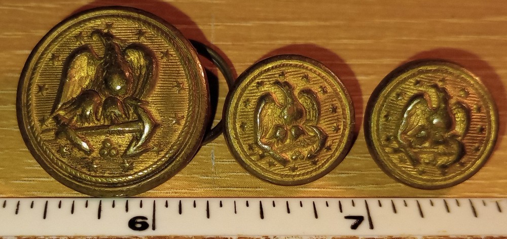 Post WW2 US Navy buttons Japanese made