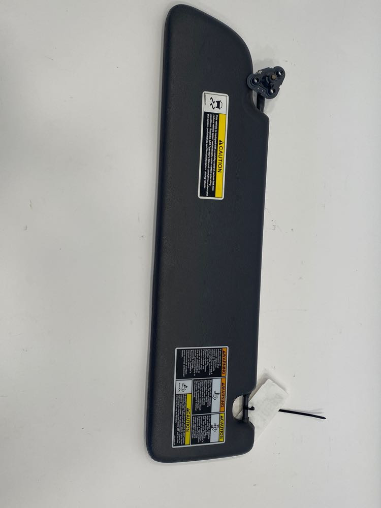 2015 Peterbilt 579 Visor (654-10584)