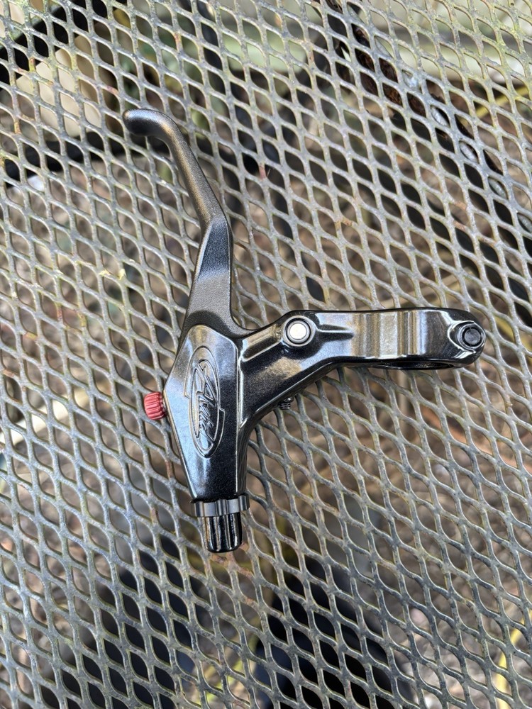 avid brake lever