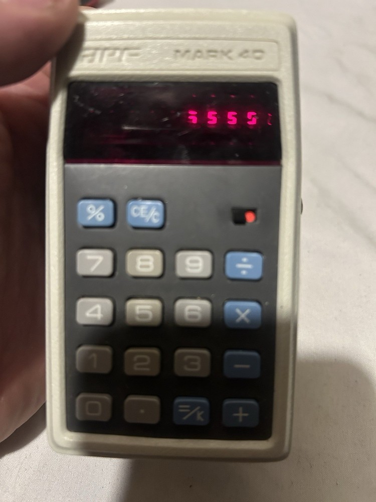 Vintage APF Mark 40 Electronic Calculator Tested