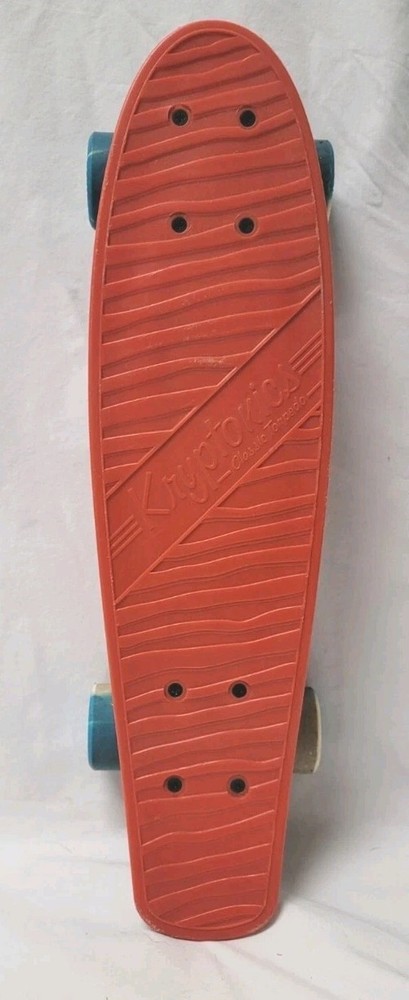 Kryptonics Classic Skateboard 22.5" Red Deck Light Cream & Aqua Wheels