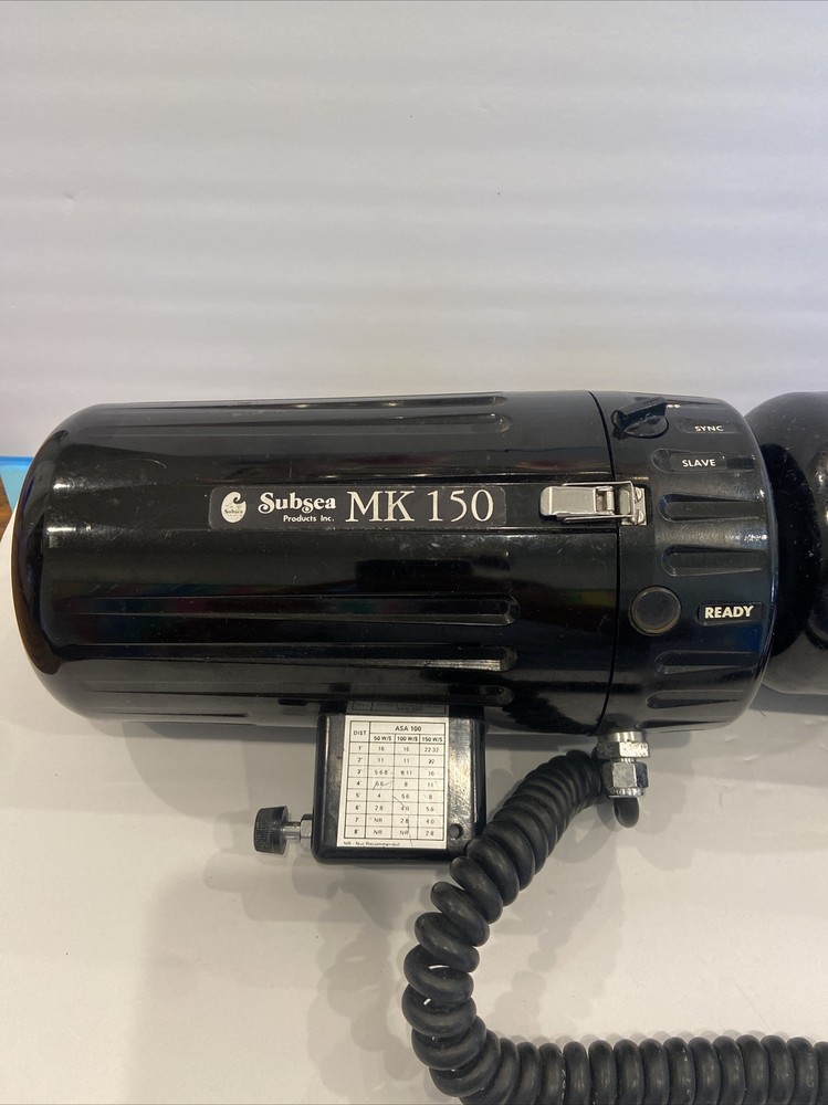 Subsea MK 150 underwater scuba flash