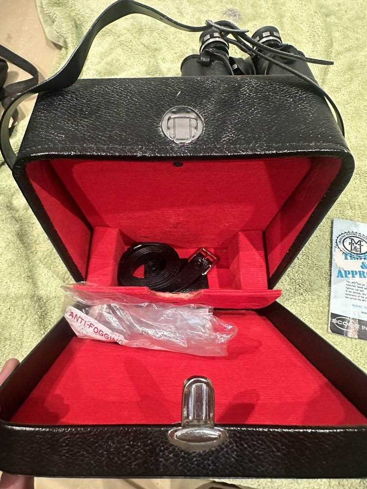 Vintage binocular from Scope tiny chips noticed