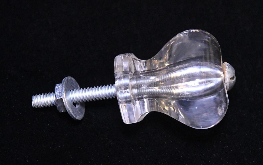 4 GLASS DRAWER PULLS KNOBS