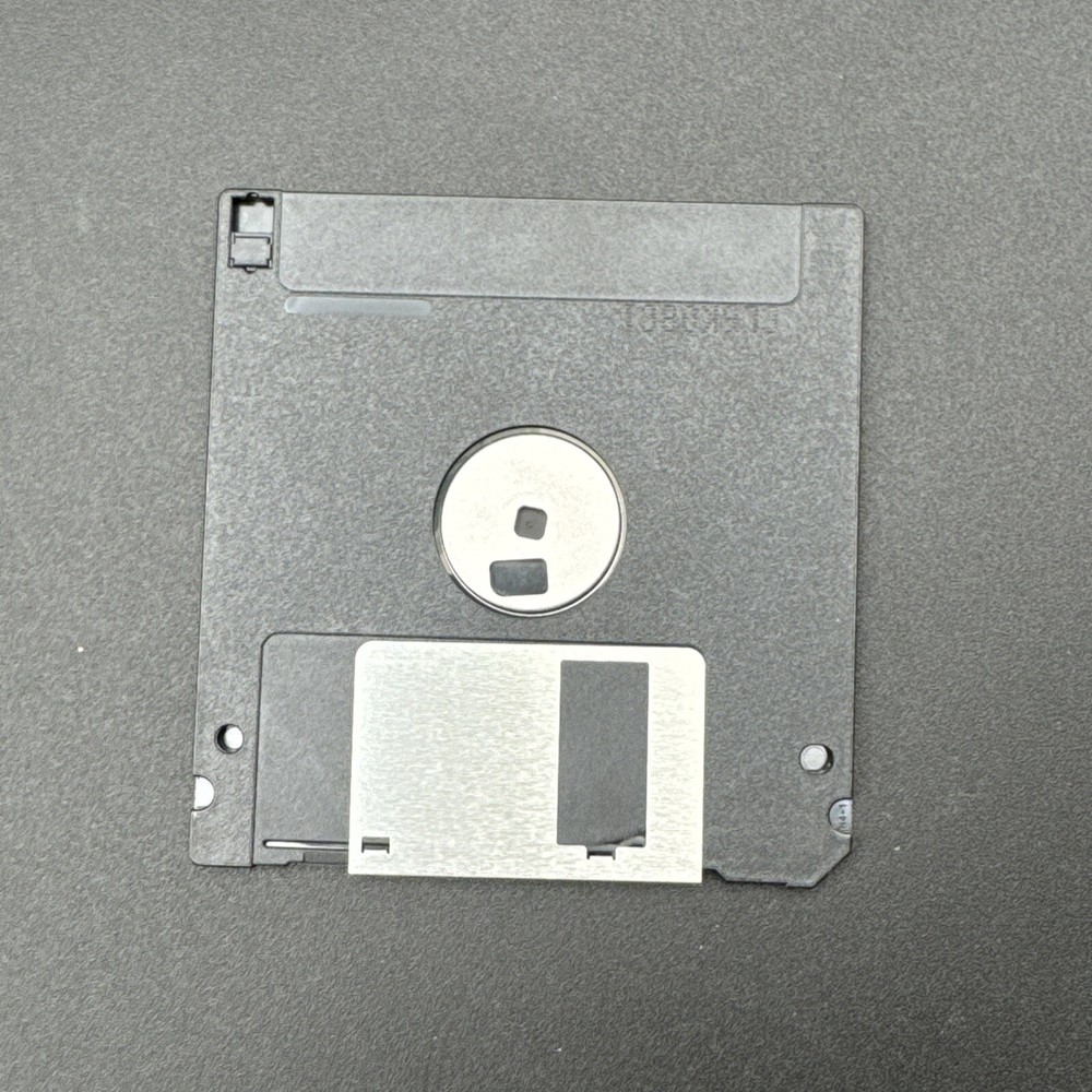 PC Game - Microsoft Entertainment Pack Volume 1 - 1.0 3.5" Windows Disk Only