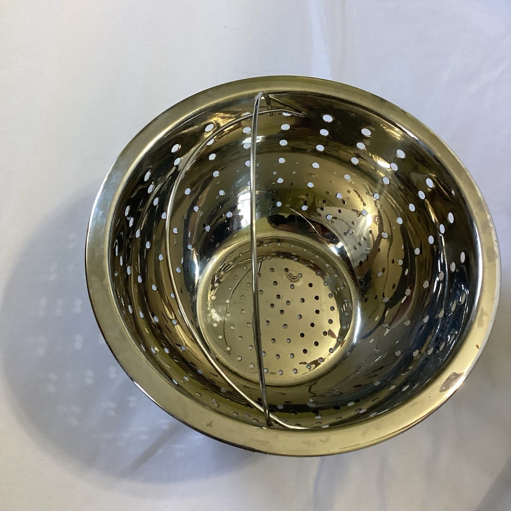 Wolfgang Puck Stainless Steamer/Collander Insert With Handles