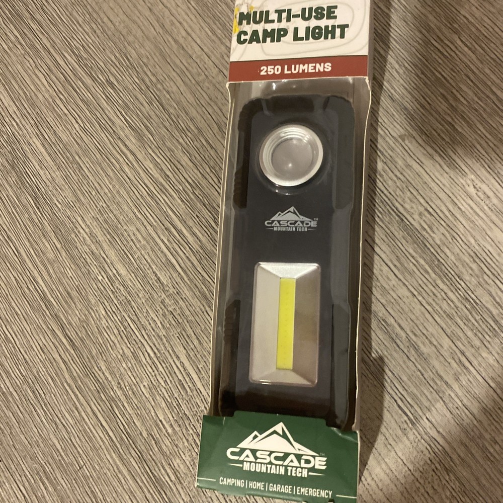 Multi-Use Camp Light 250 Lumes Cascade Mountain Tec Grey/Black