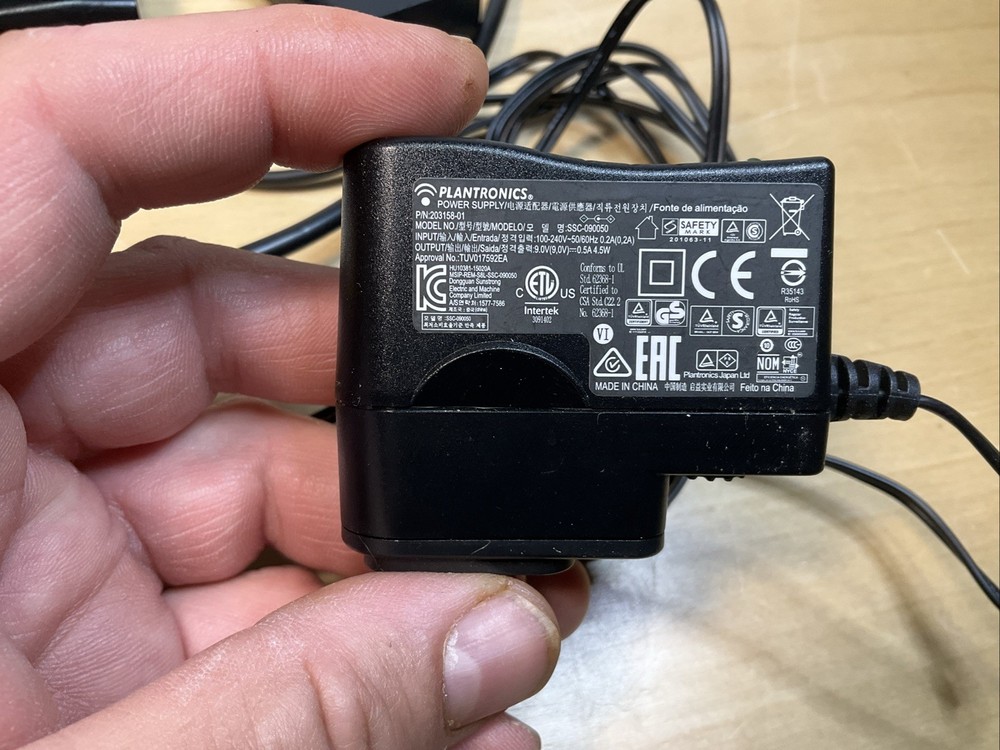 Plantronics C054A Base + WH500 WIRELESS HEADSET Bluetooth