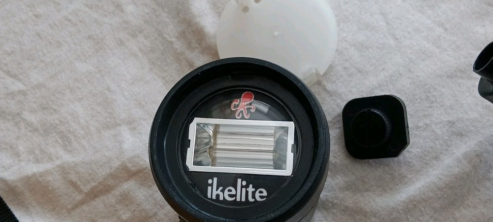 Ikelite Auto 35 System Underwater Camera Housing And Strobe Lite