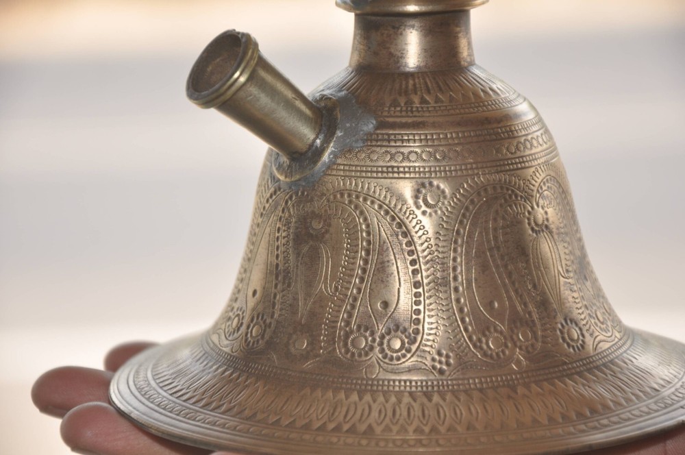 Vintage Solid Unique Shape Brass Handcrafted Inlay Engraved Hukha Base