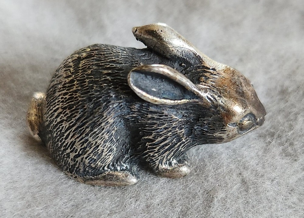 KIRK & SON Solid Cast Sterling Silver Miniature Figurine "Hare Raiser" Bunny