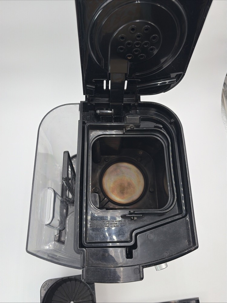 Cuisinart DCC-3000 12-Cup Programmable On Demand Ground Coffee Maker Works!