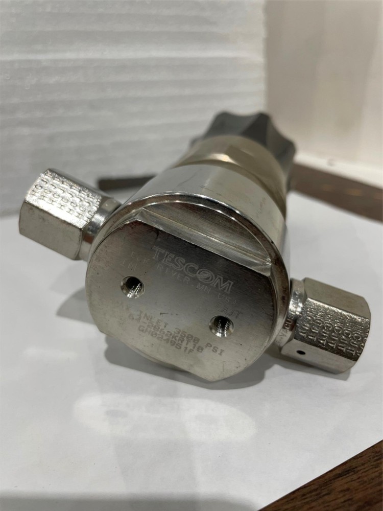 Tescom, 64-2862KRT 10, Gas Regulator Assy, Used