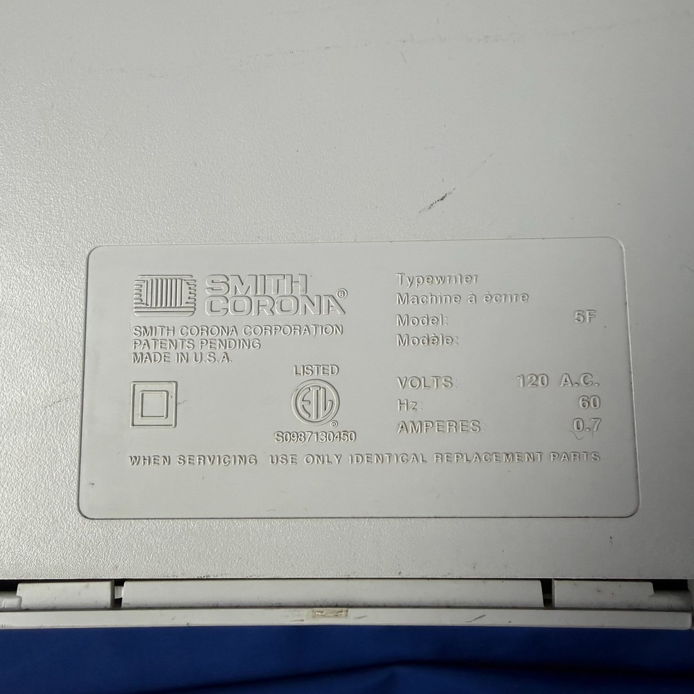 Smith Corona XD 5700 Electronic Typewriter Spell-Right Dictionary Memory TESTED