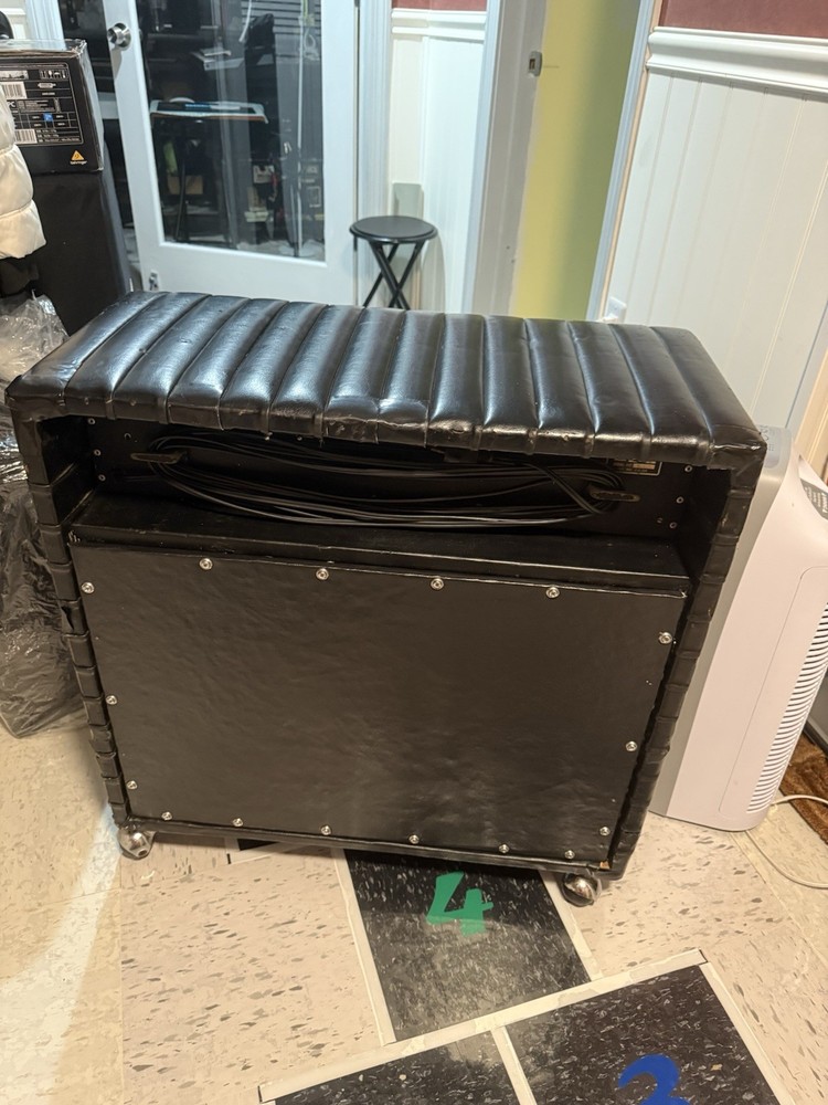 Vintage Kustom 100C-6