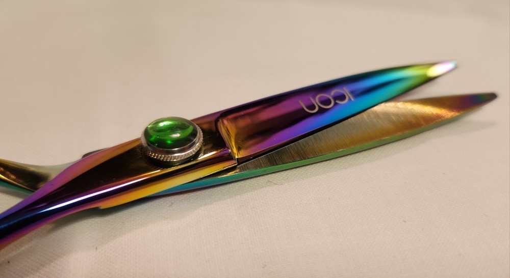 ICON Multi-color Shears Size 6" ICT-158A plus Bag