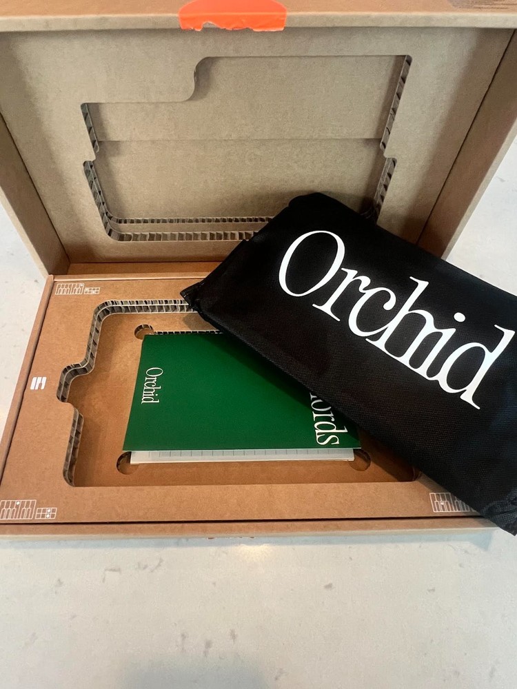 Orchid Chord Generating Synthesizer by Telepathic Instruments