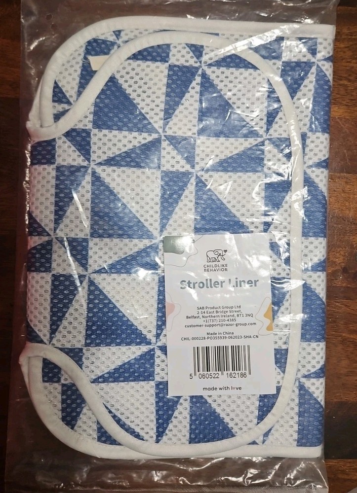 Childlike Behavior Blue Mesh Triangle Print Stroller Liner