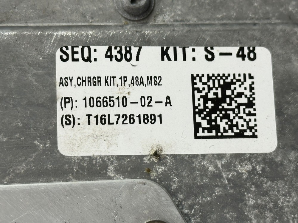 16-20 TESLA S ON BOARD CHARGING SYSTEM MODULE COMPUTER 106651002A