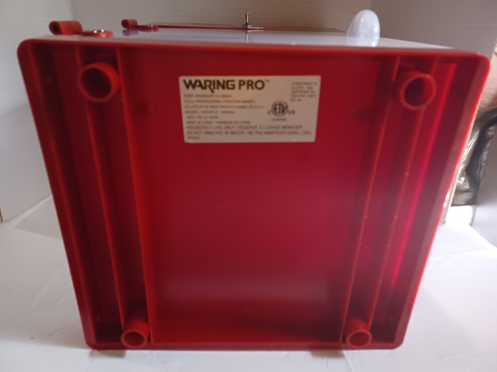 Popcorn Maker WARING PRO WPM25 Makes Good Popcorn In Good Condition