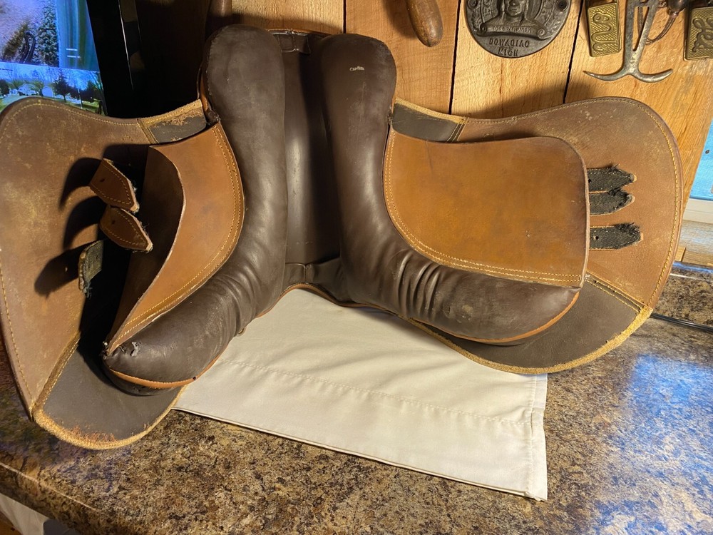 Vintage Leather English Horse Saddle