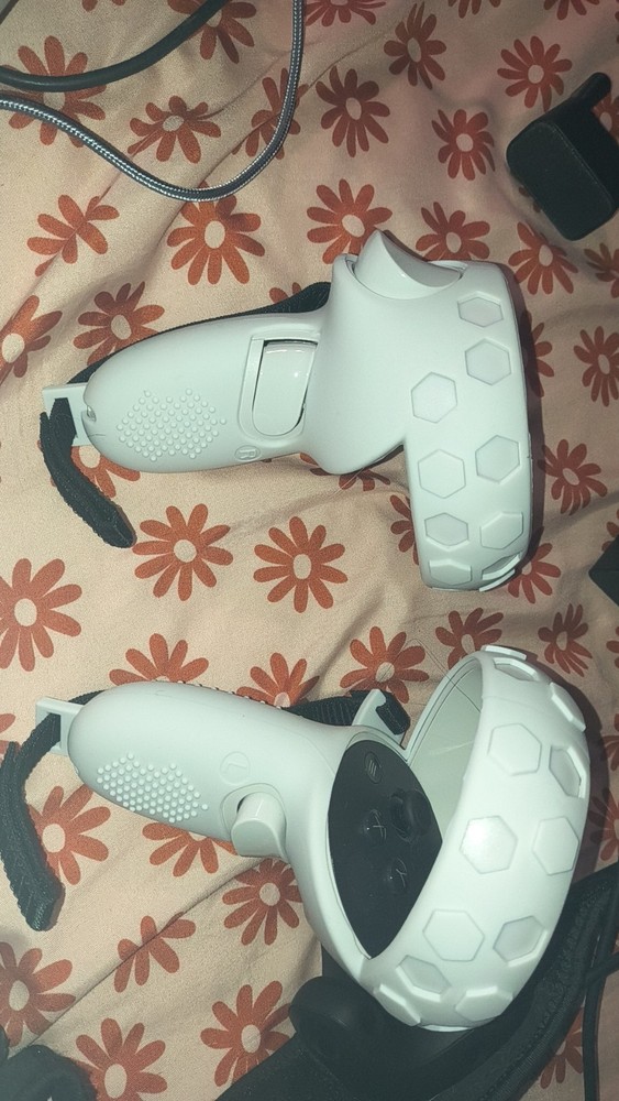 Meta Oculus Quest 2 VR Headset Controllers With Rubber Grips