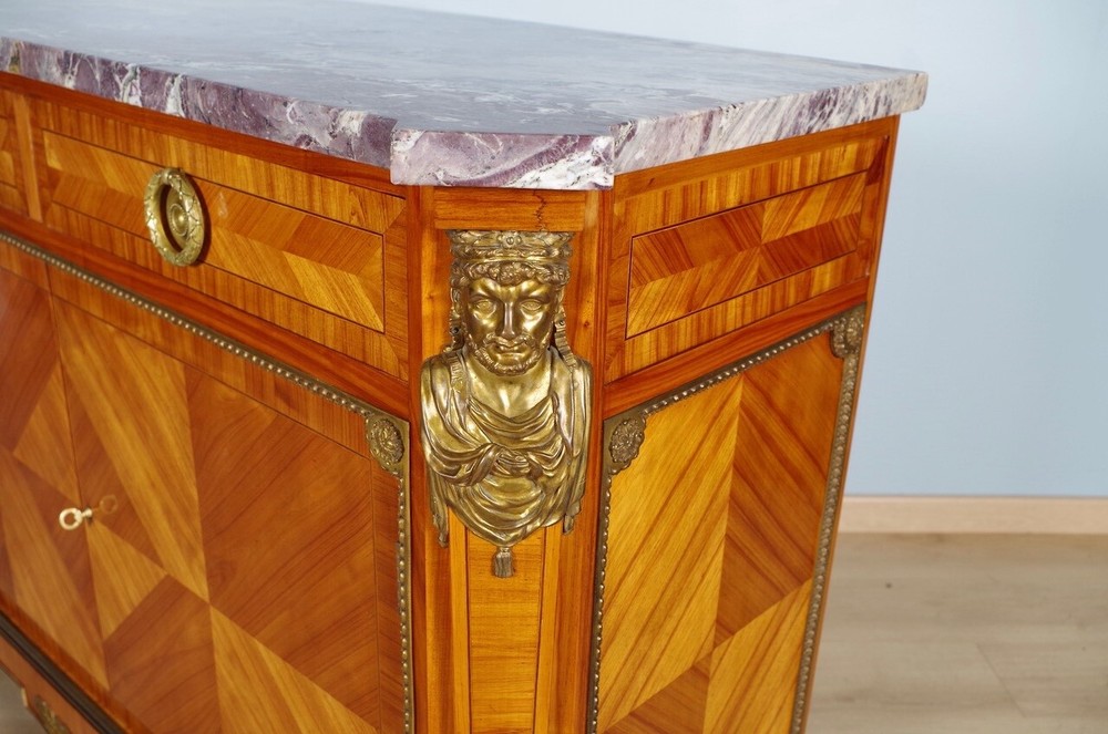 Louis XIV style support cabinet