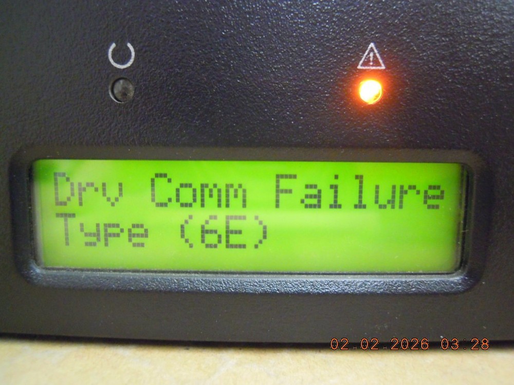 Quantum SuperLoader 3 Tape Autoloader Model L700 | EC-L2PAE-YF | Read 1st