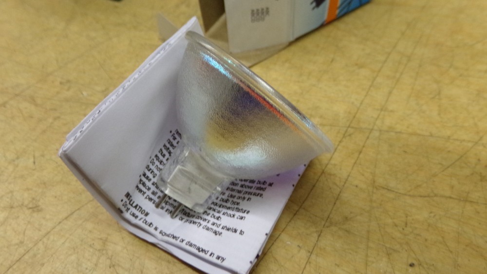 NEW Halogen 54660 Light Bulb *Free Shipping*