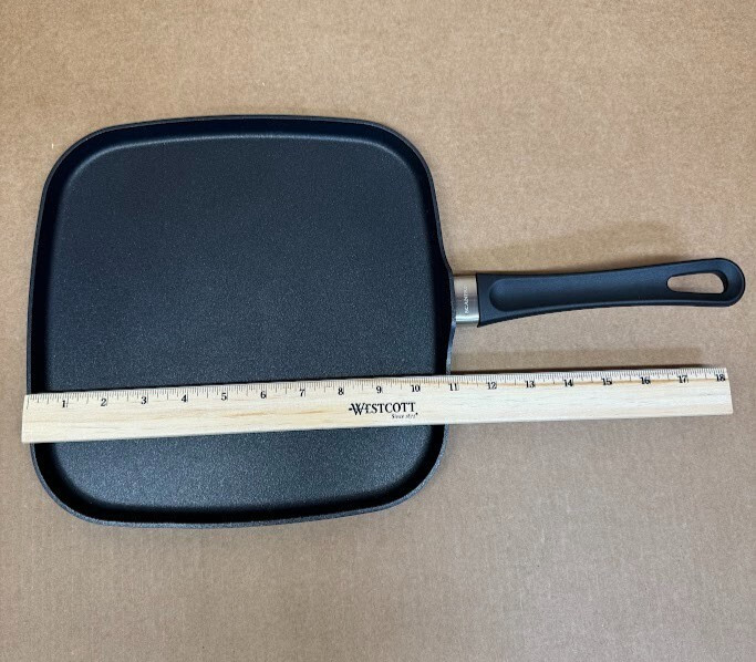 Scanpan Classic 11-Inch Square Griddle, 2.3, Black