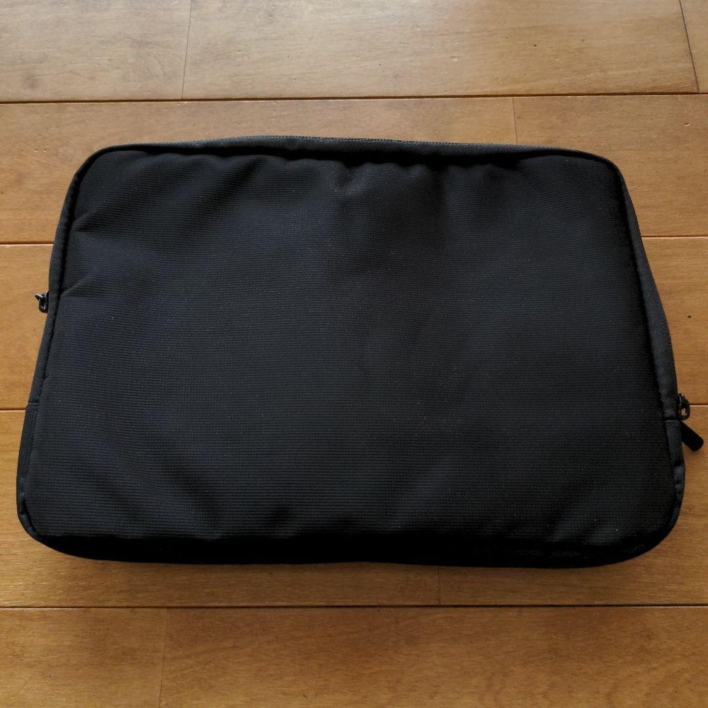 ELECOM Tablet PC Inner Case Black / Gray