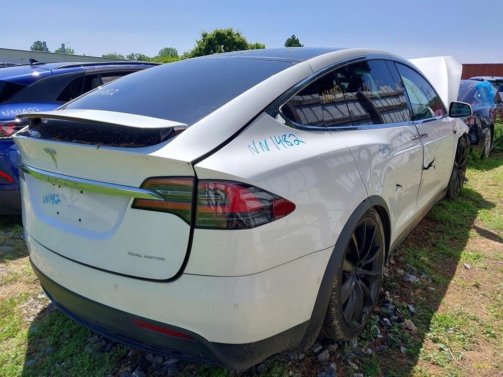 TESLA X 2019 Camera/Projector 3439869