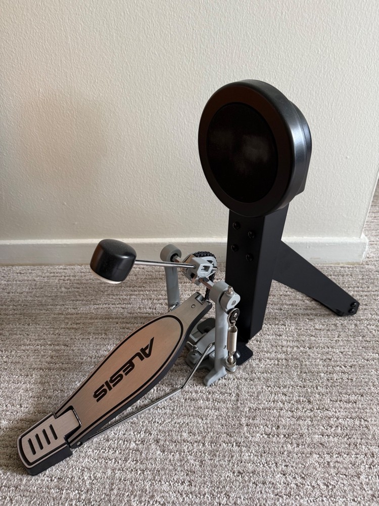 Alesis Nitro Kick Drum Pad and Pedal - Great Condition