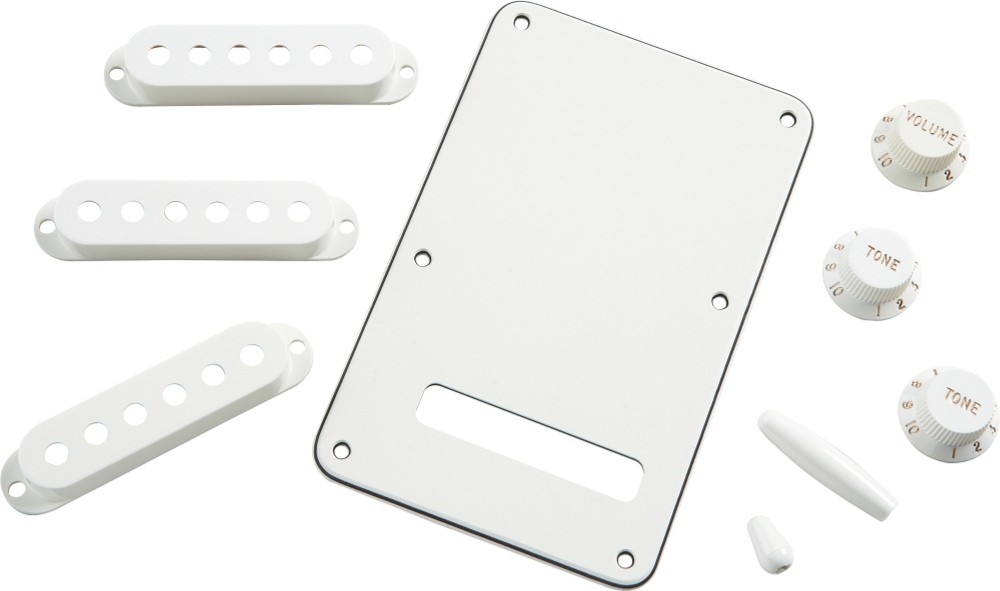 Fender Stratocaster Accessory Kit Parchment