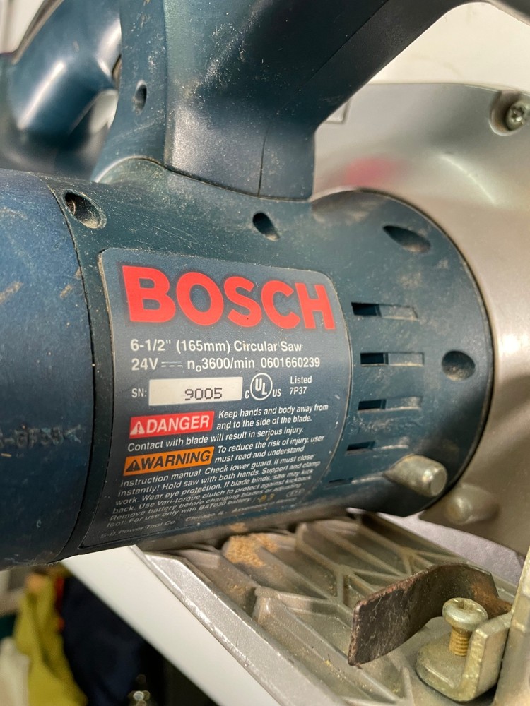 Bosch 6-1/2" Circular Saw Handheld Cordless 24V (Bare Tool Only)